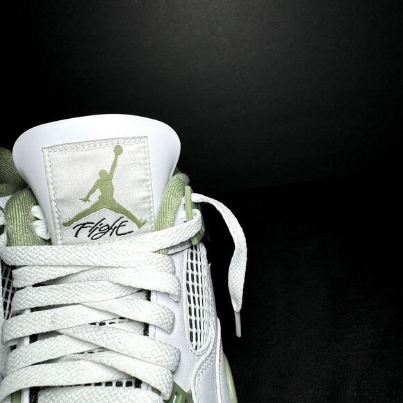 Size 10 - Wmns Air Jordan 4 Retro Seafoam Women's Shoes - Picture 5 of 9